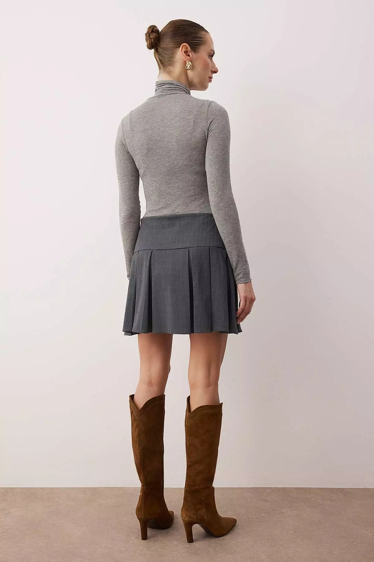 Exclusive Special Collection Navy Blue Plaid Waist Detailed Pleated Short Skirt Twoaw26Et134