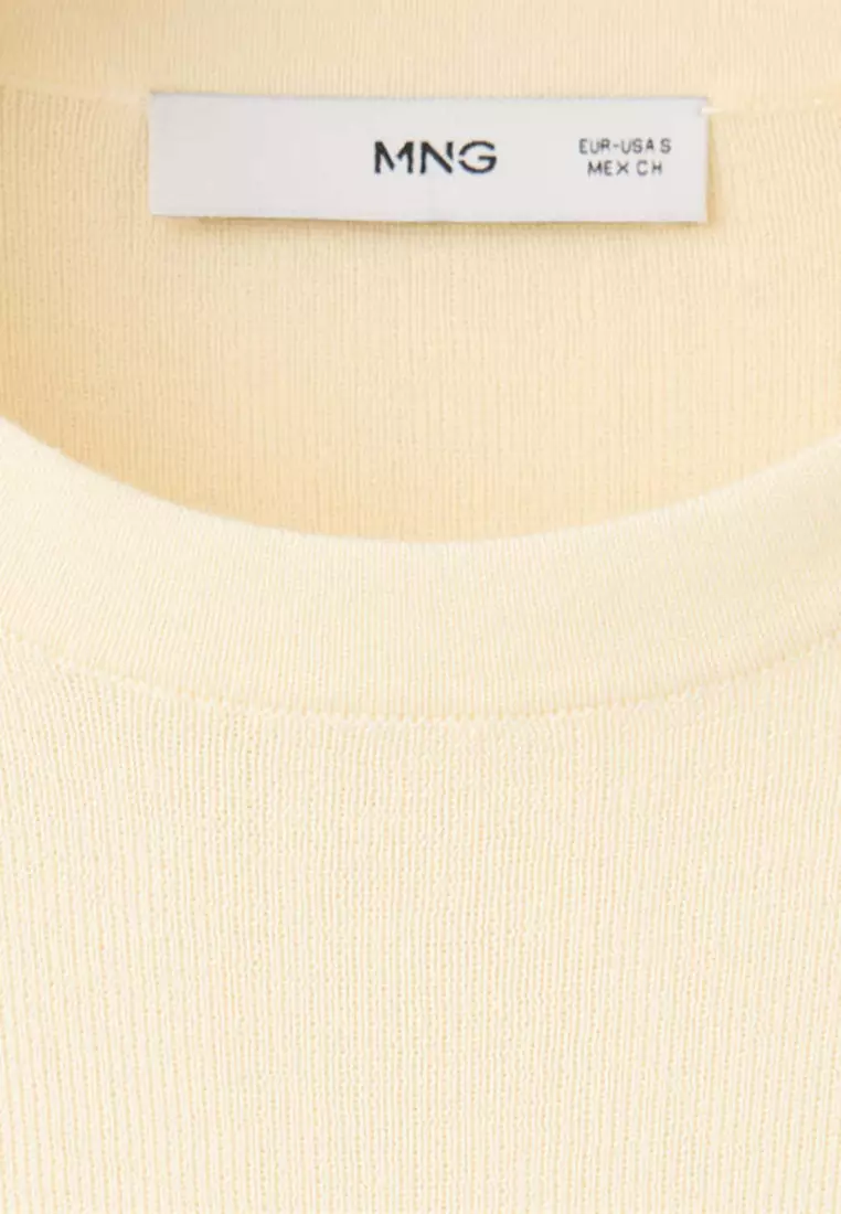 Short-Sleeves Knitted Top