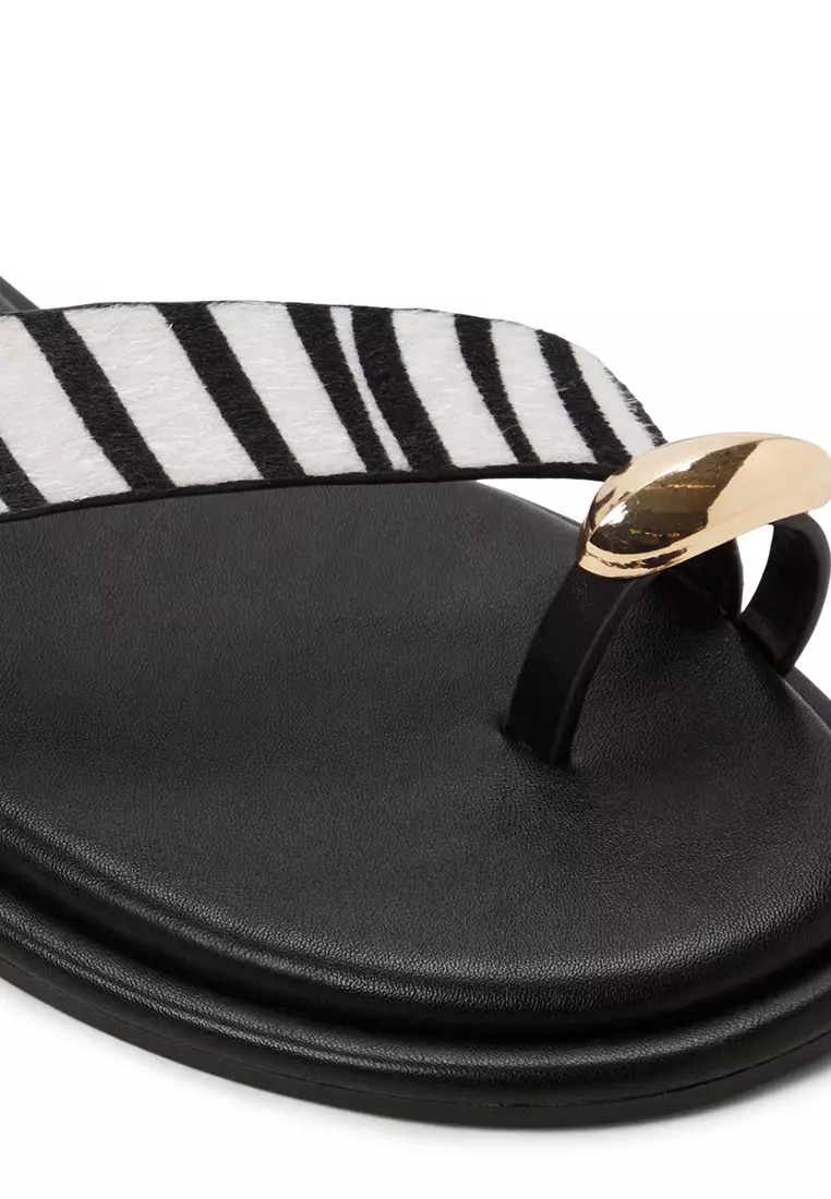 Oliviah Flat Sandals