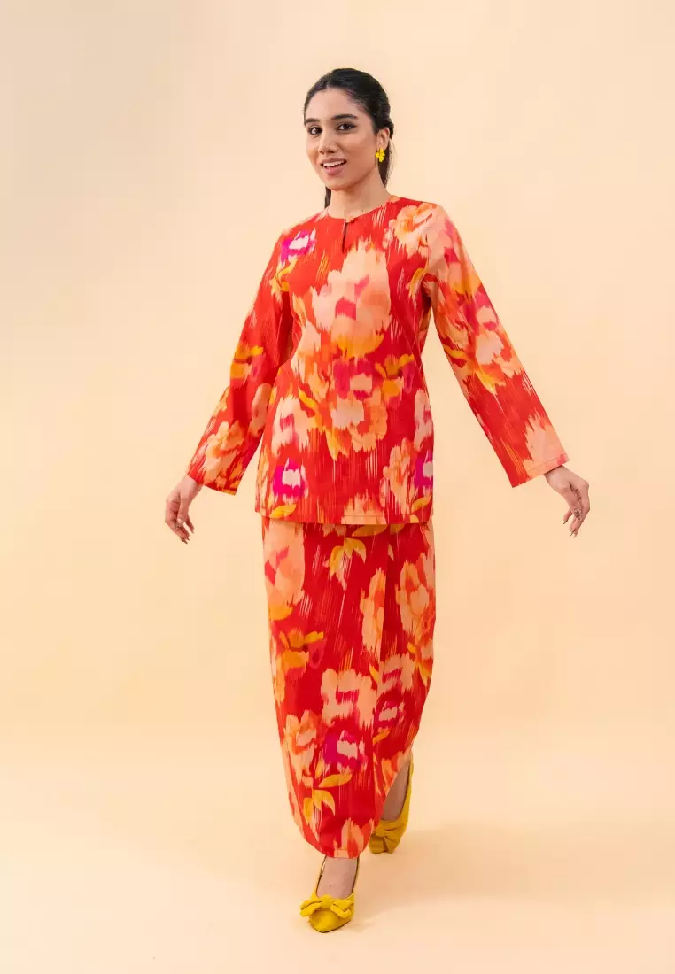 Bayu Somerset Meilani Kurung