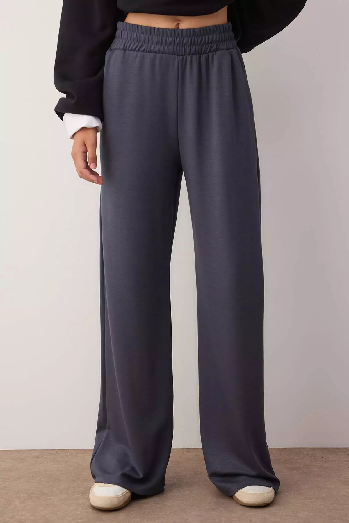 Smoked Premium Soft Fabric Pocket Wideleg/Relaxed Cut Knitted Sweatpants