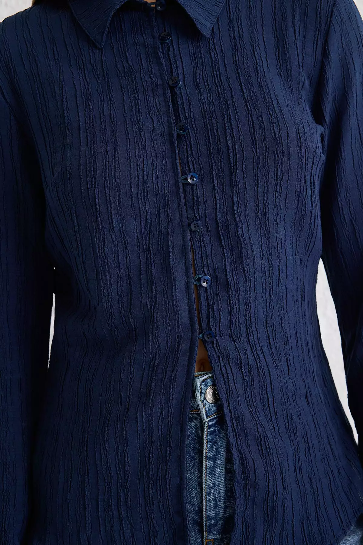 Dark Navy Textured Fitted Waist Woven Shirt TWOSS24GO00002