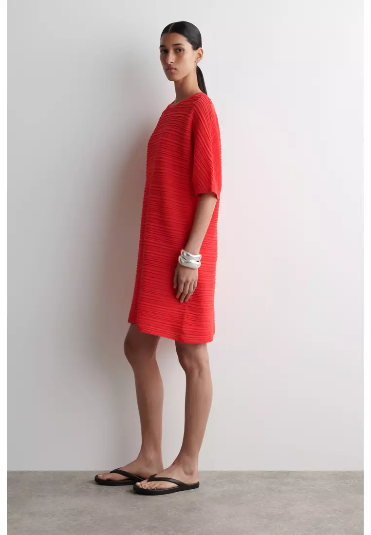 PLEATED KNITTED MINI DRESS