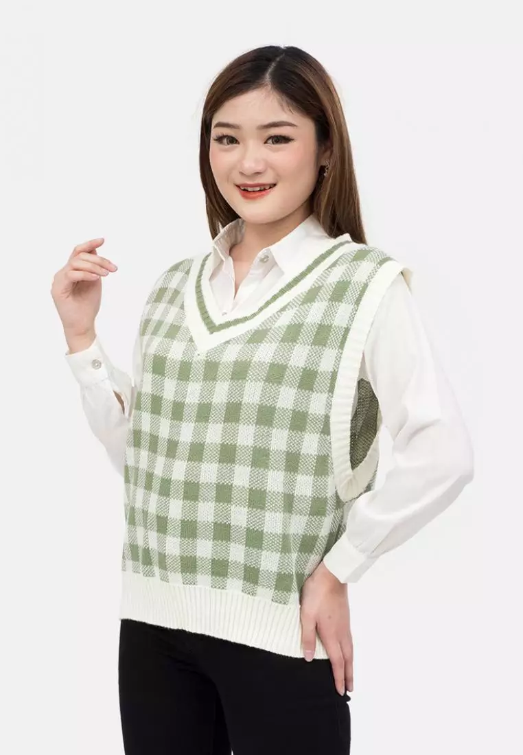 Big Checker Knit Vest in Sage Green