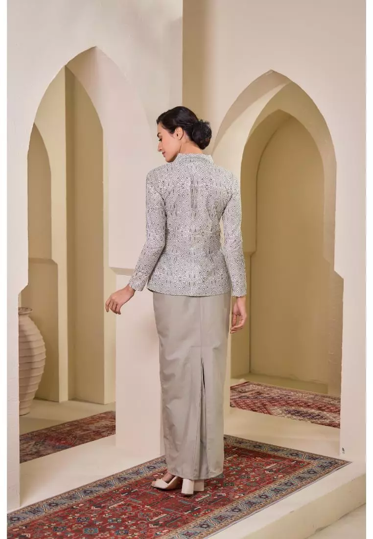Kebaya Midi Batik Moden