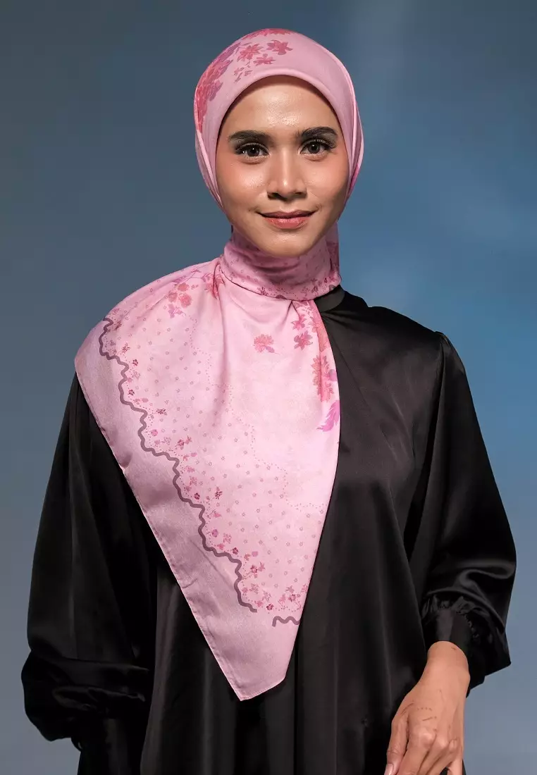 Danica Printed Scarf | Hijab Kerudung Segi Empat Motif