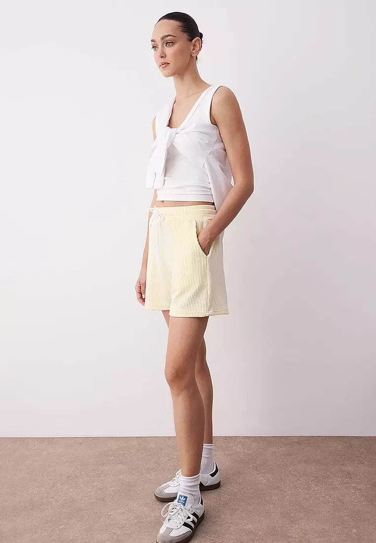 Trendyol Trendyol Vrouw hoge taille rechte been regular fit shorts