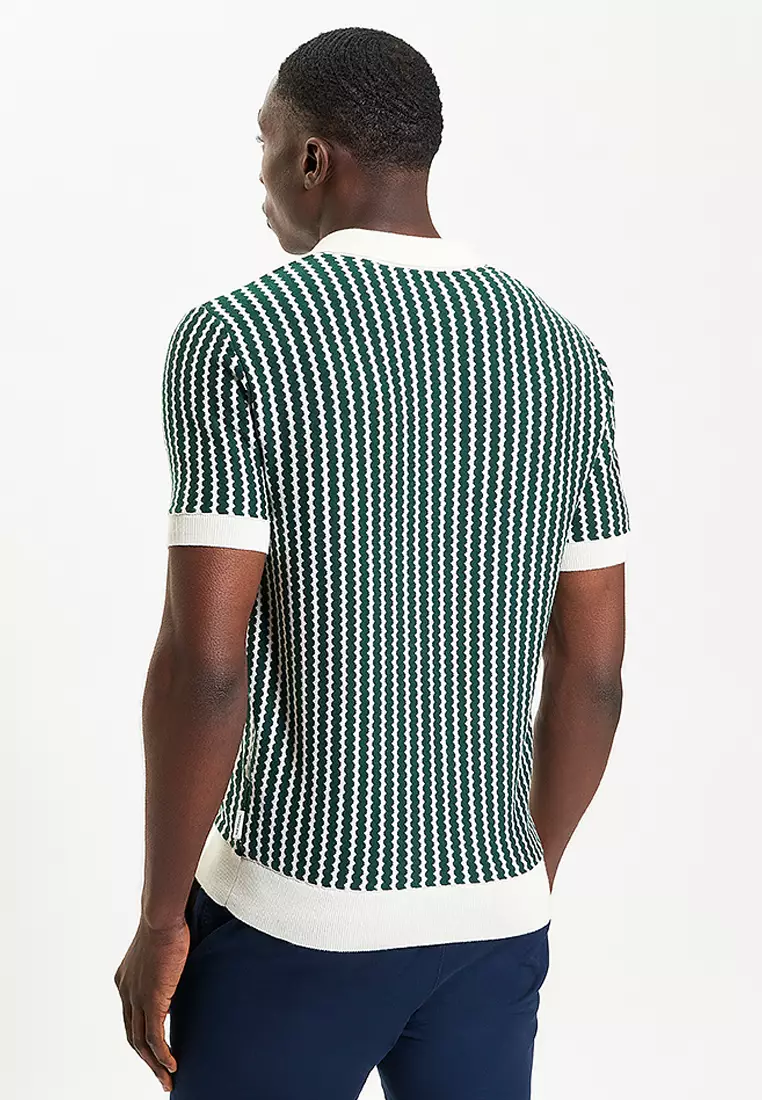 Vertical Wave Knitted Polo Shirt