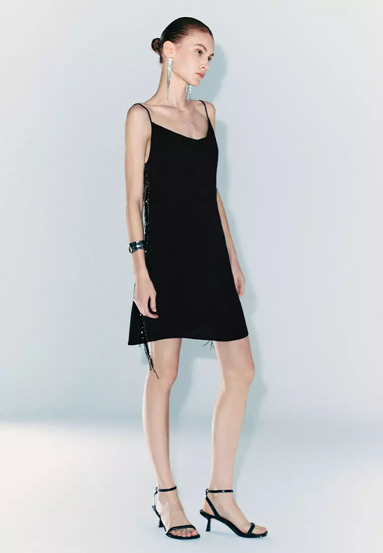 UR秋季新款女装时尚魅力氛围感流苏吊带连衣裙UWG740158