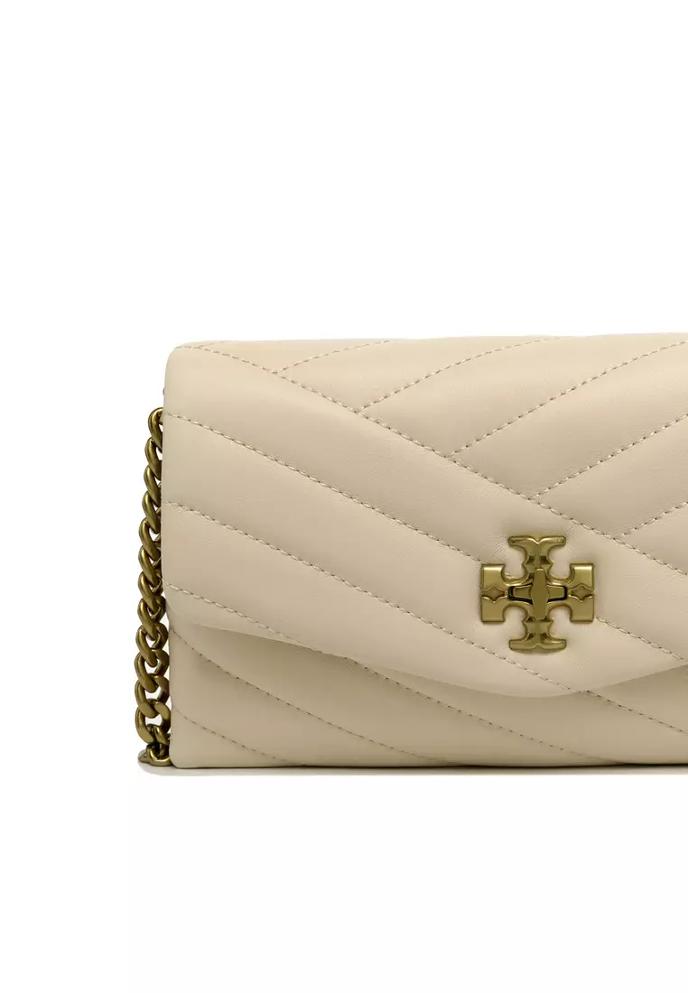 Gaby's Bags on X: Tory Burch Emerson Robinson Round Mini