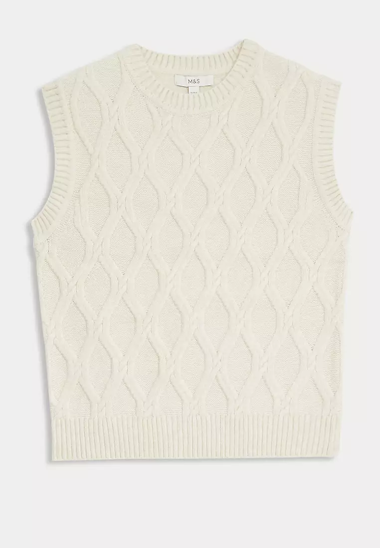 Cloud-Yarn Textured Knitted Vest