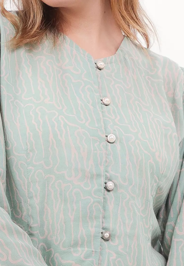 Hanasta Blouse Batik