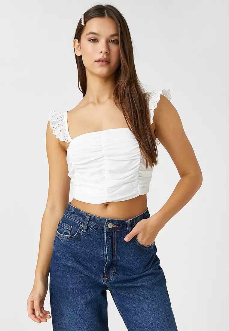 White crop top deals thin straps