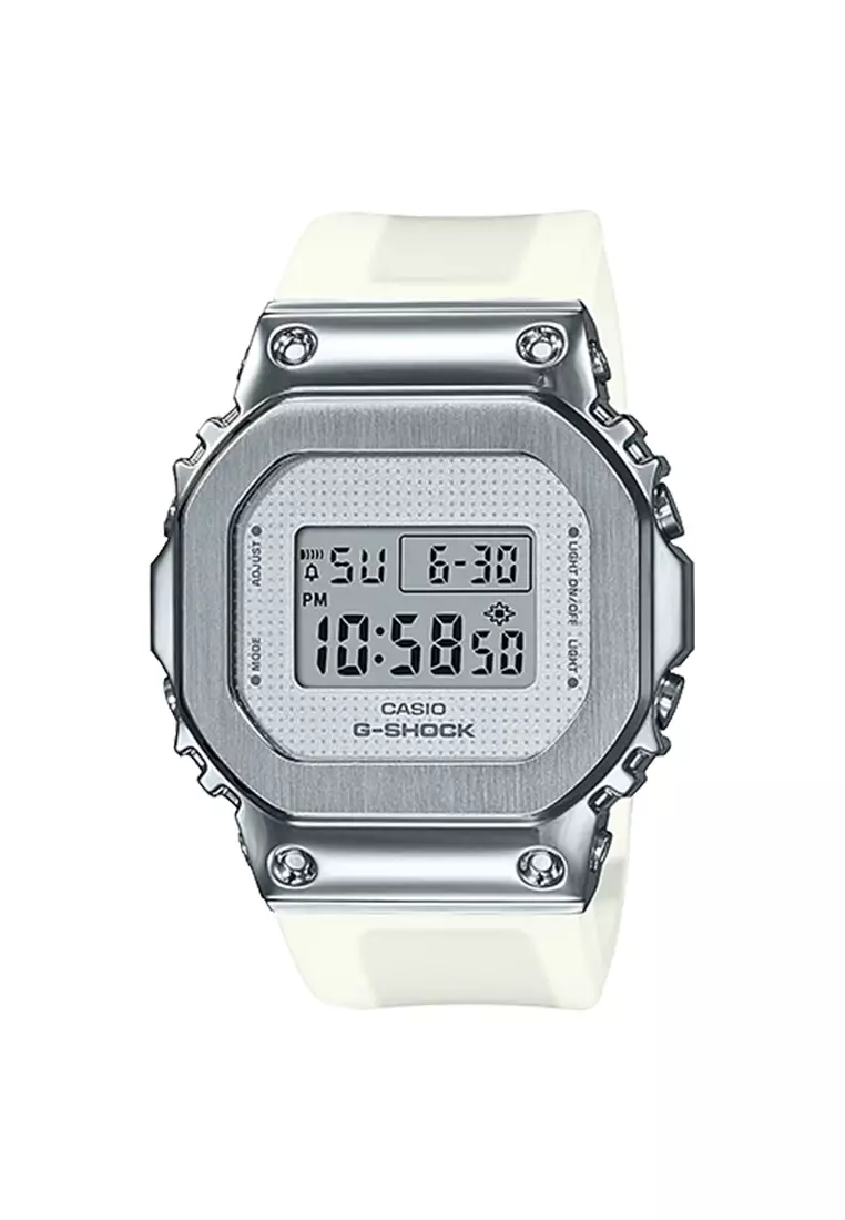 White colour store g shock watch