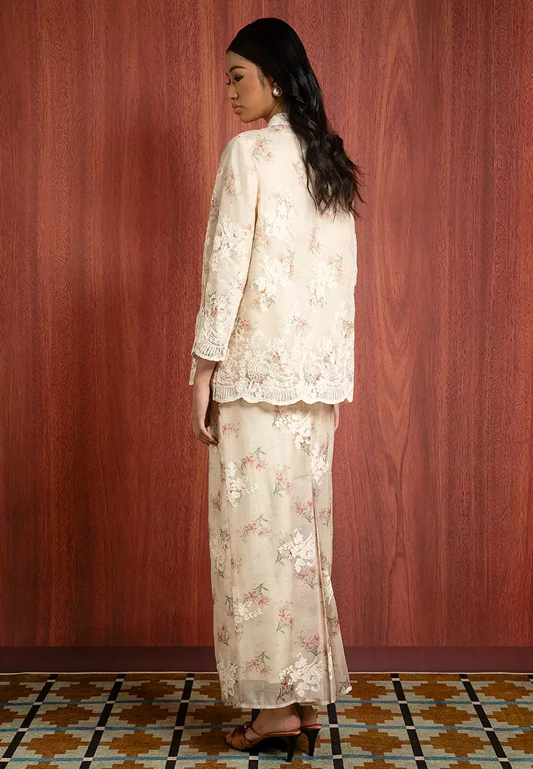 MARIA 刺繡連身套裝