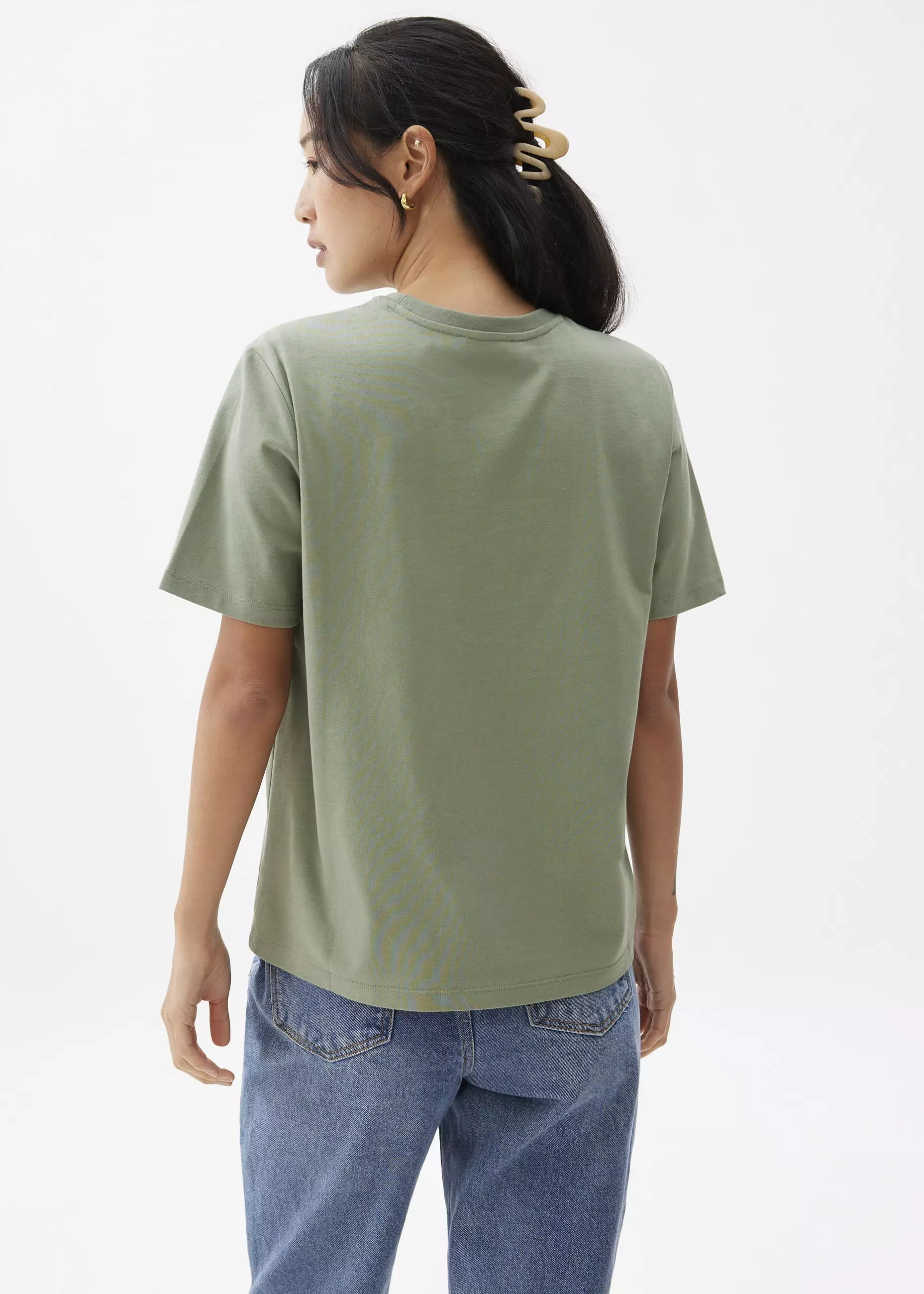 Atasan Wanita - Avery Round Neck Tee