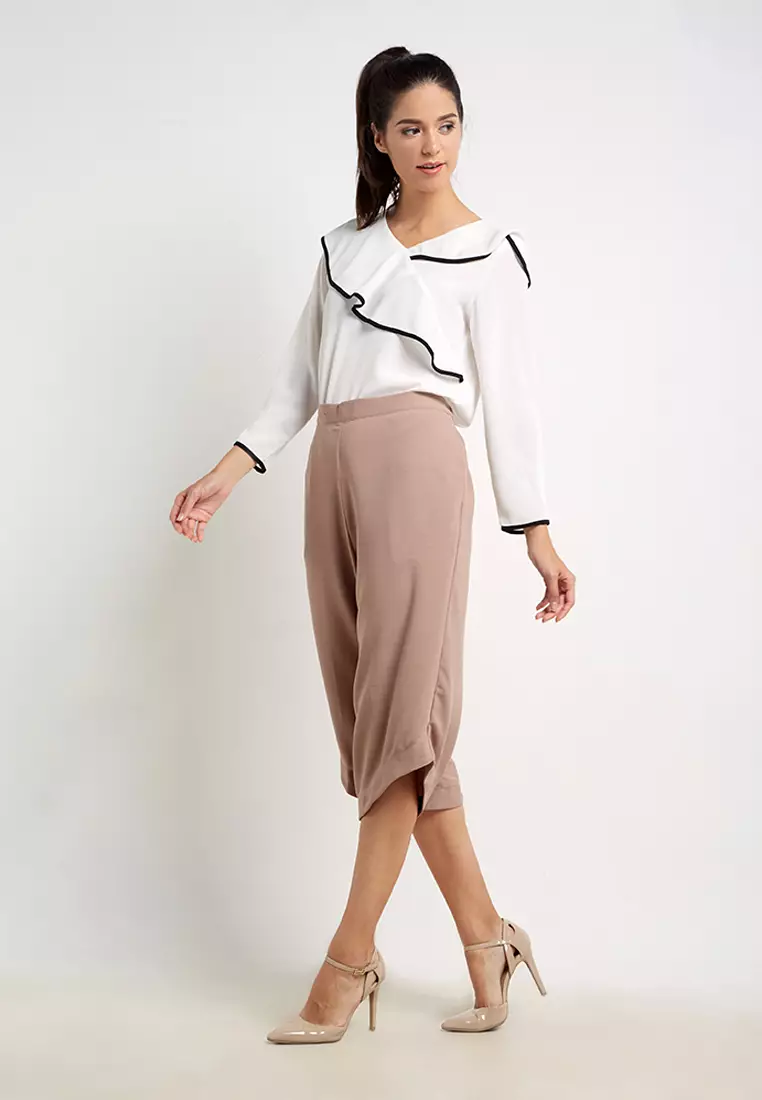 Jual The B Club Diagonal Crop Culottes Original 2023 | ZALORA Indonesia