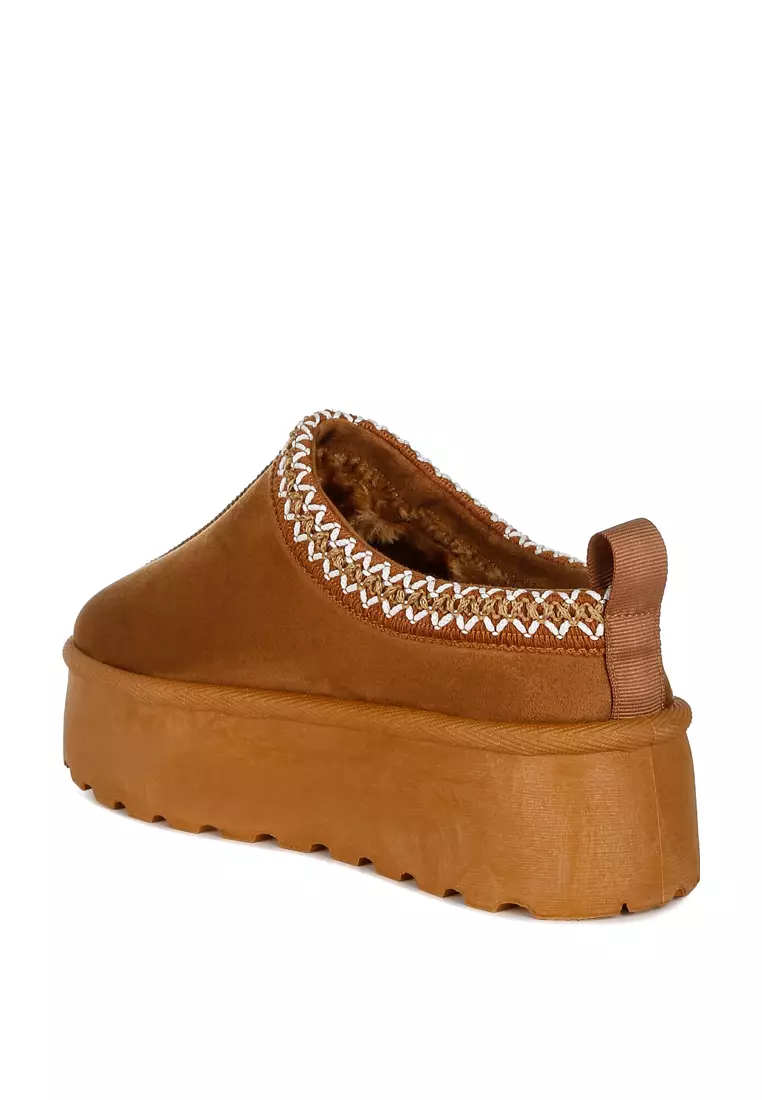 Embroidered Platform Classic Slip-On in Tan