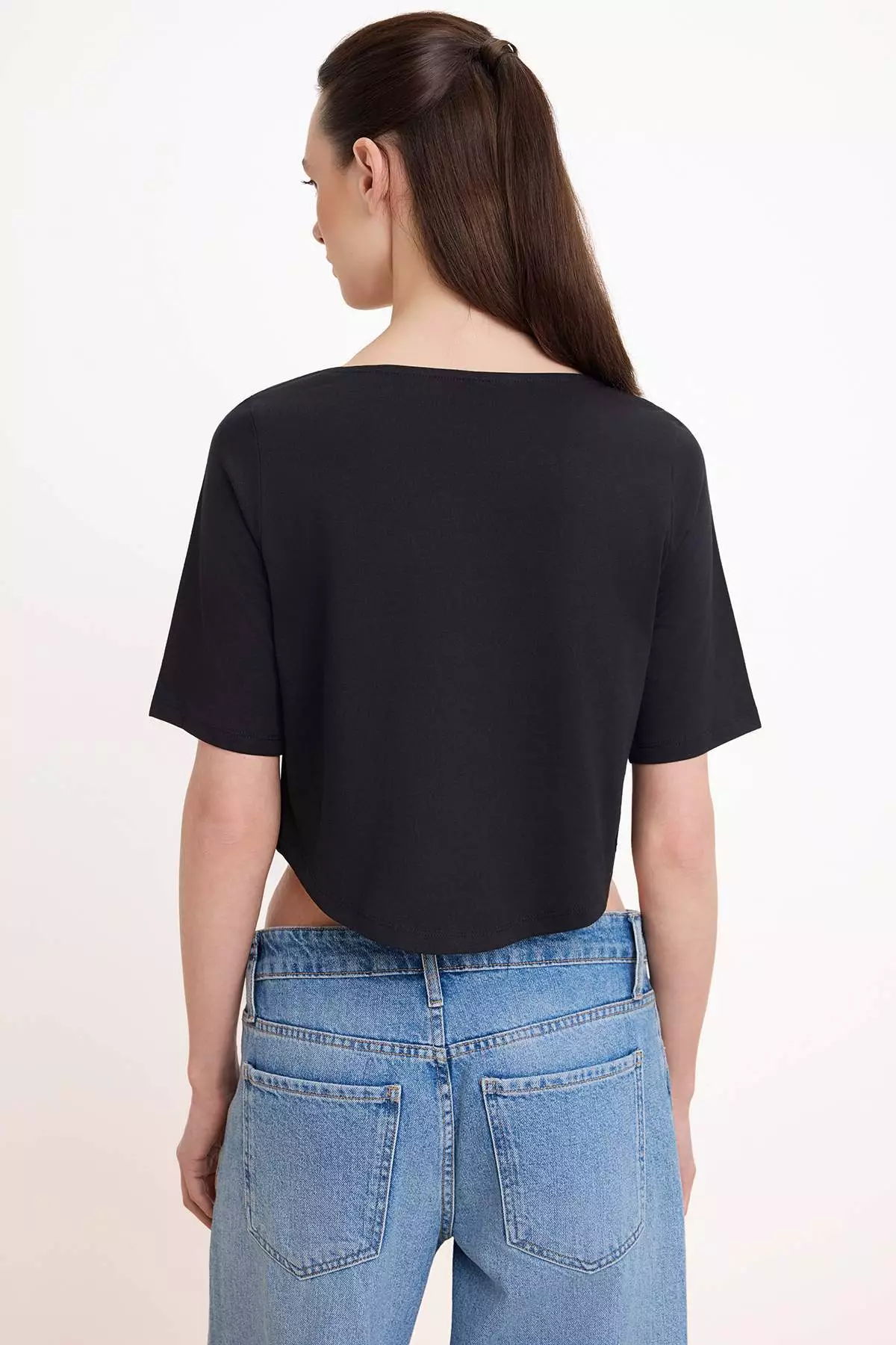 Black Plain Regular Crew Neck Standard Sleeve Three Quarter Sleeve 1% Cotton Knitted T-Shirt Twoss26Ts2