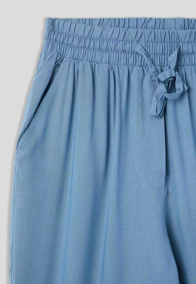 Woman Long Pants