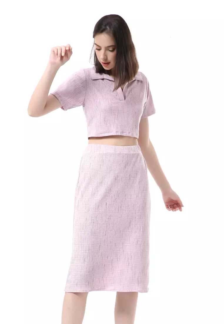 Nayra One Set Setelan Atasan Crop Lengan Pendek Rok Wanita Plain Motive Material Knit ORIGINAL - Lilac