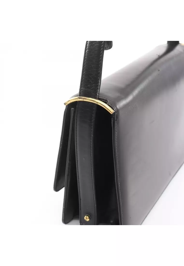Pre-Loved Celine Shoulder bag leather black carriage fittings