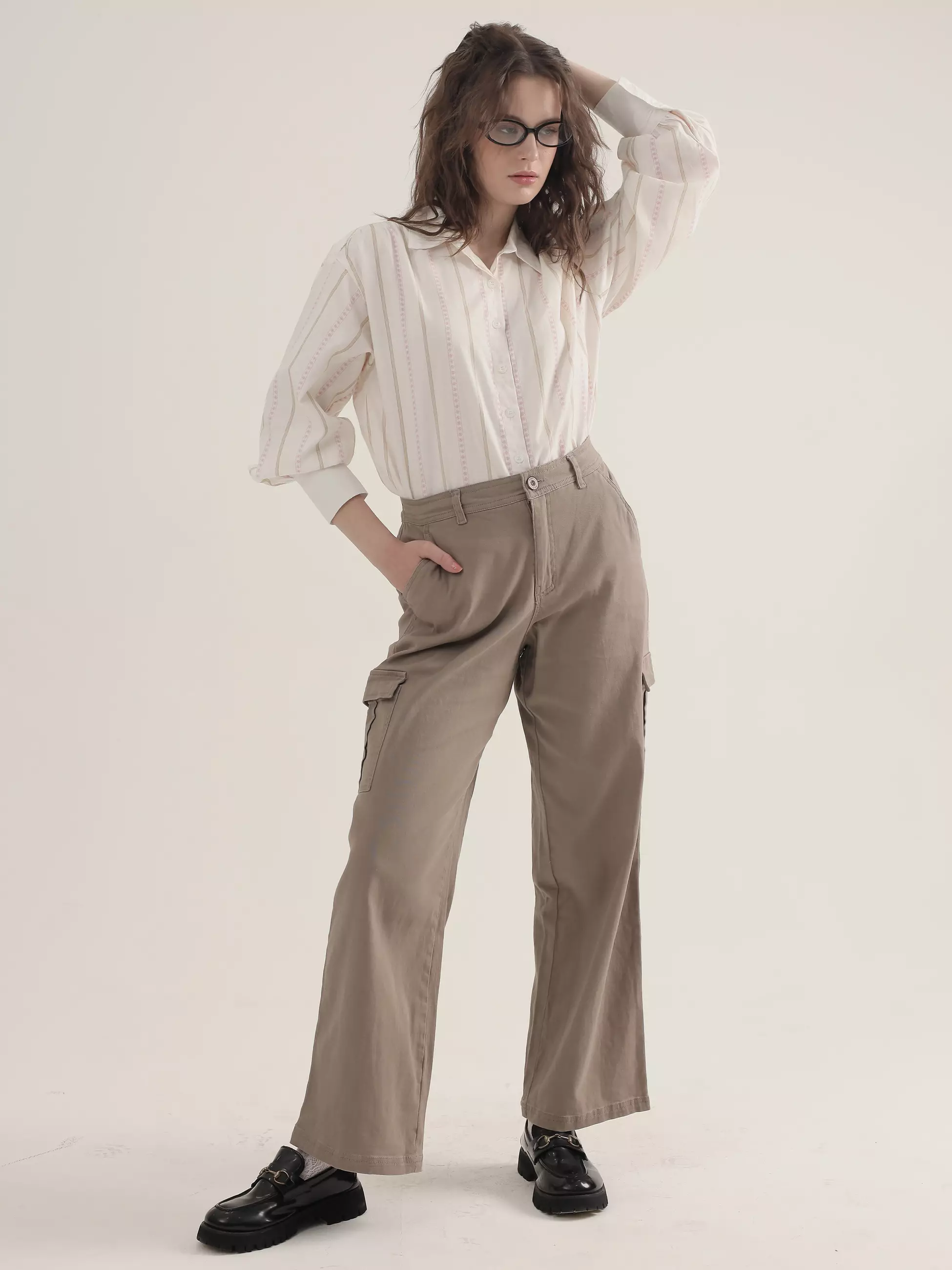 Amoura Pants
