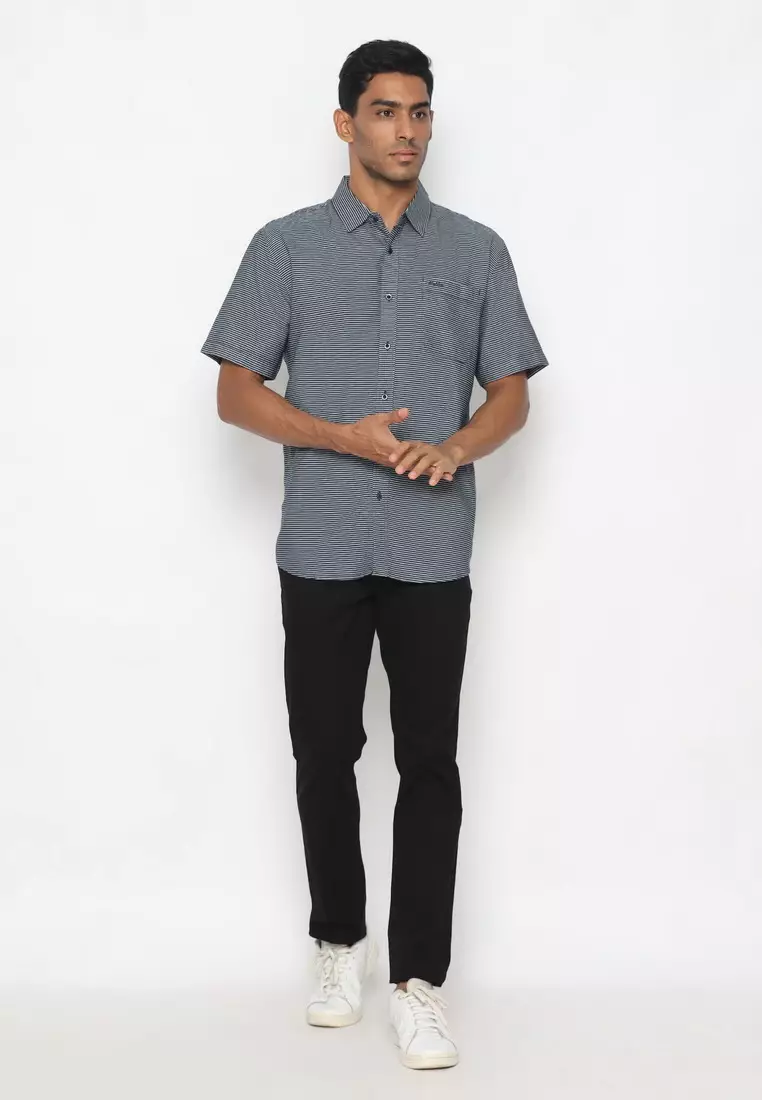 POLICE Kemeja Printing Regular Fit Pria