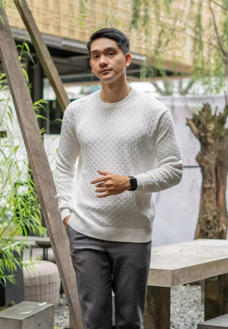 Kale Sylvester White / Sweater Rajut