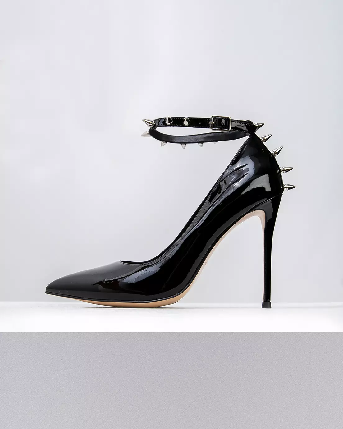 Pumps/Heels