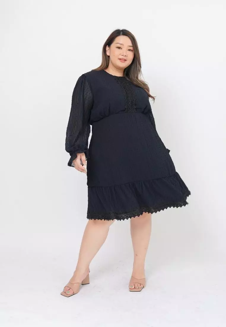 Plus Size Party Dress Cecillie Textured Black