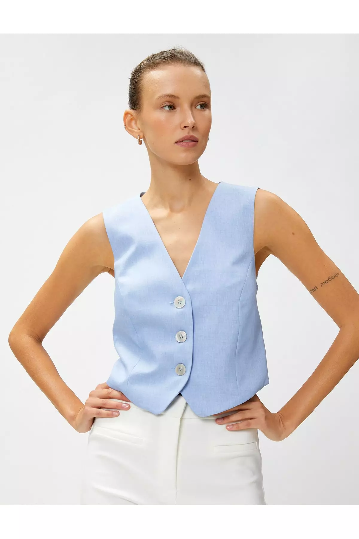 Discount on KOTON  shoes - SKU: Crop Vest Buttoned