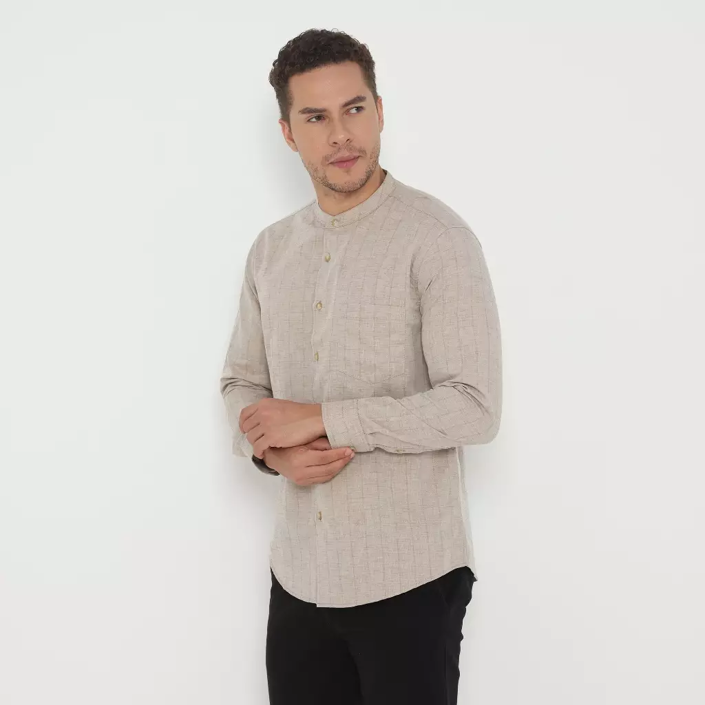 Platini Kemeja Pria Koko Shanghai Panjang Katun Light Brown 22075.28