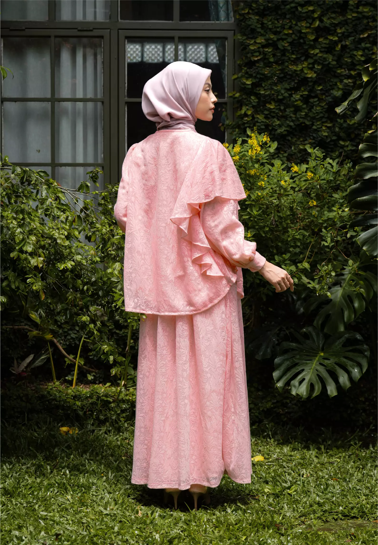 Juwita One Set - Peony
