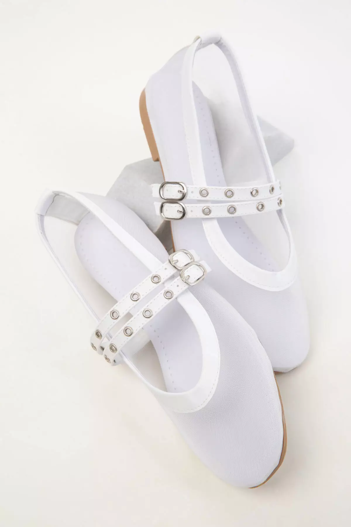 White Women's Ballerinas 20466