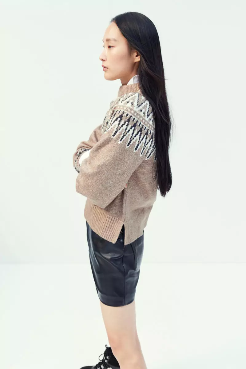 Jacquard-knit jumper