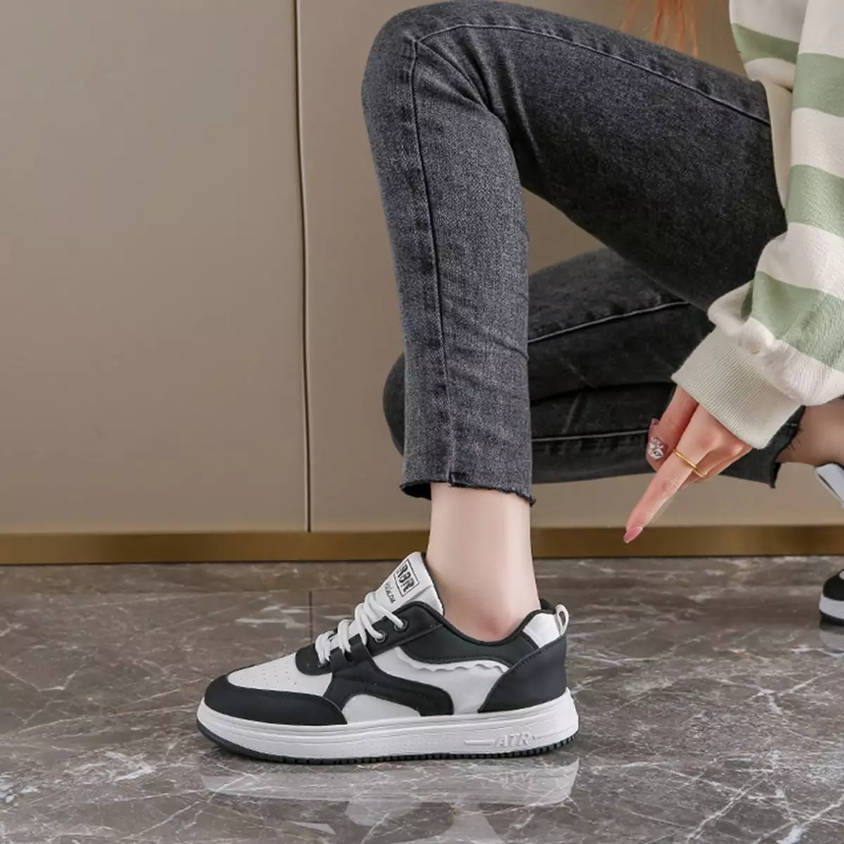 Sepatu Wanita Outdoor Sneakers Cewek Daily Sport SS103