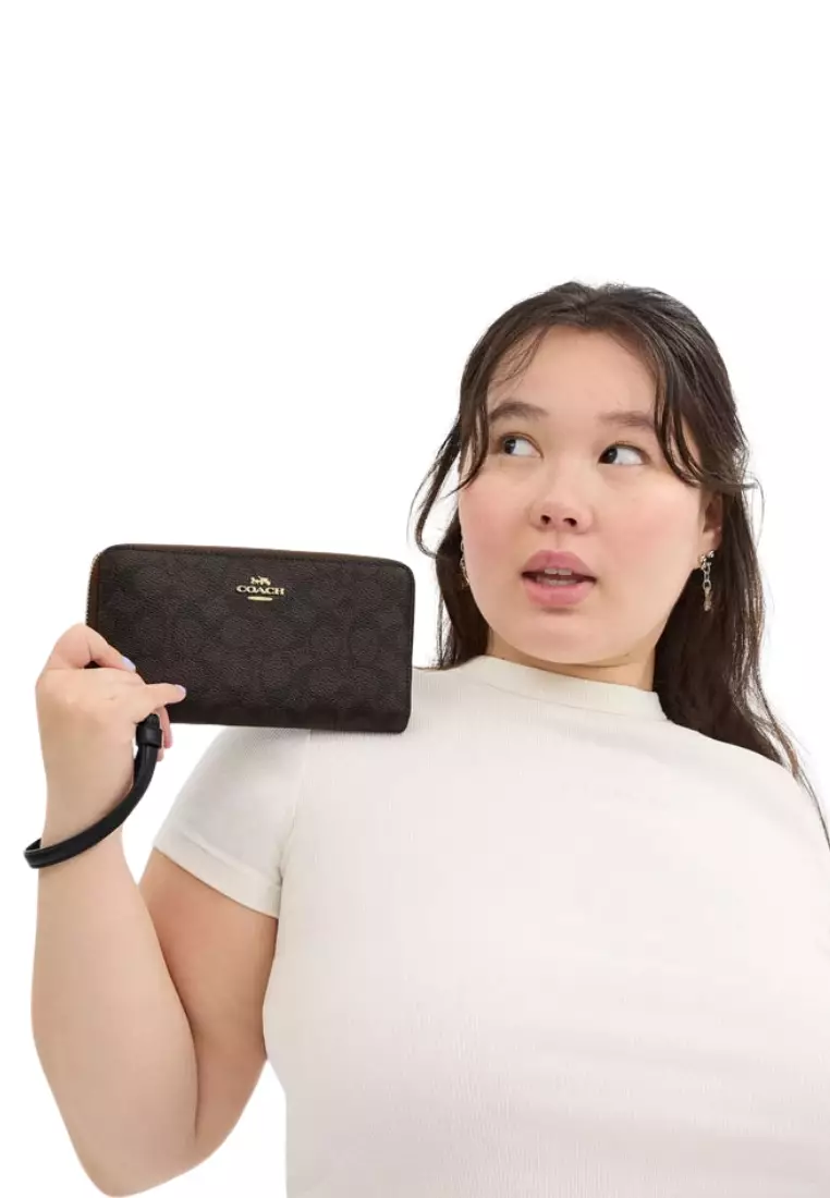 Coach Long Zip Around Wallet In Signature Canvas In Walnut Black CW778