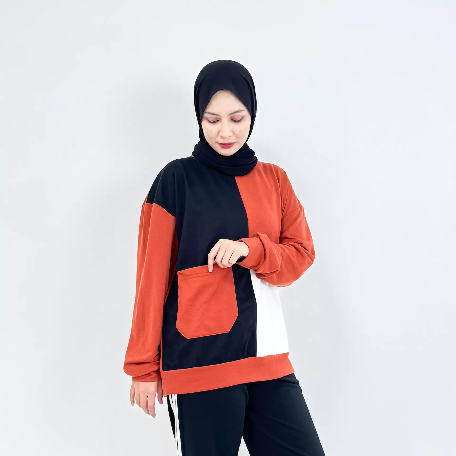 Joanita Set Sporty [BATA] Setelan Training Olahraga Wanita Lengan Panjang