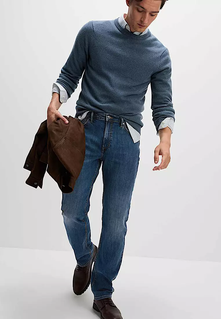 Straight Fit Stretch Jeans