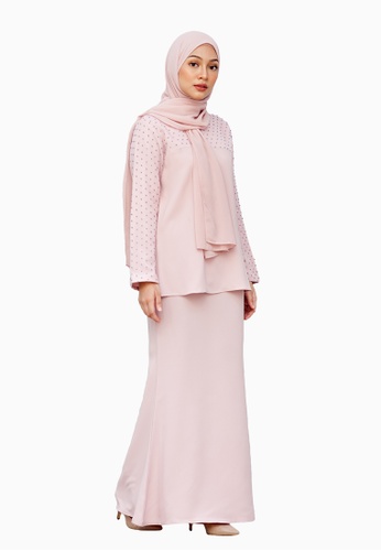 Alana Kurung Moden from LosraVelda in Pink