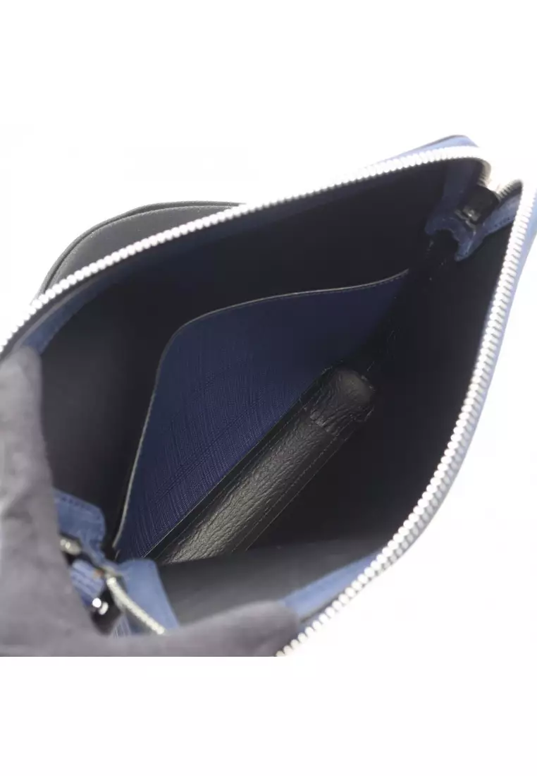 Pre-Loved LOEWE GOYA CROSSBODY BAG Goya Shoulder bag leather dark blue