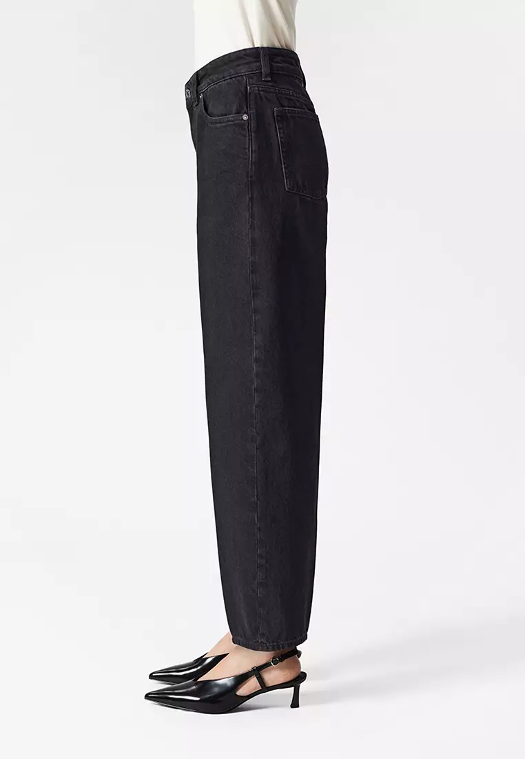 Tapered Jeans