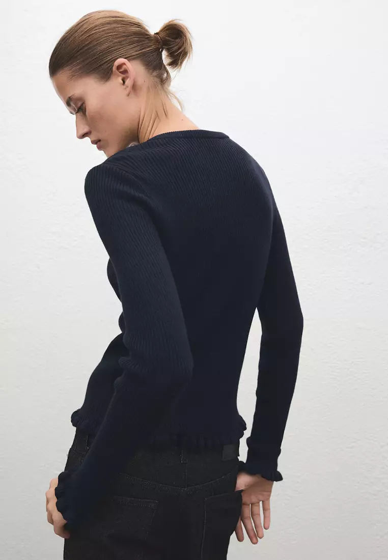 Scalloped Edges Cardigan