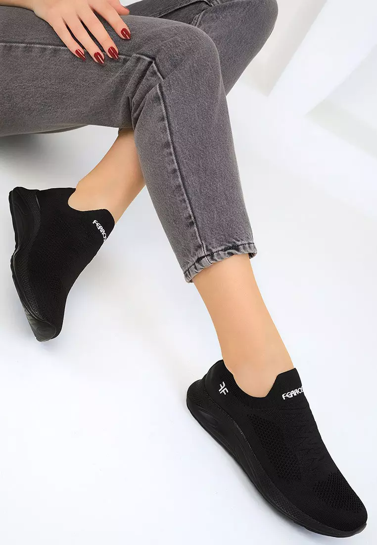 Round Toe Knit Shoes