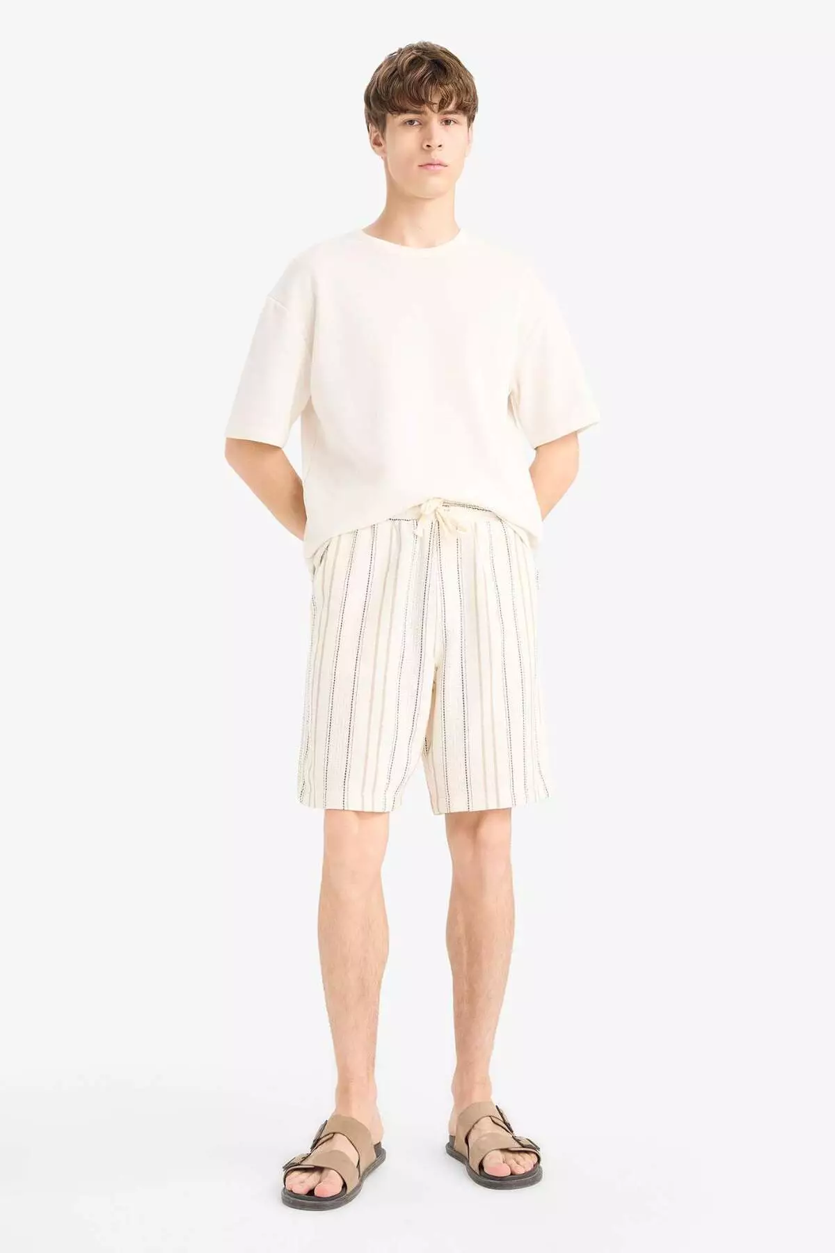 Regular Fit Jacquard Striped Bermuda Shorts E0808Ax25Sm