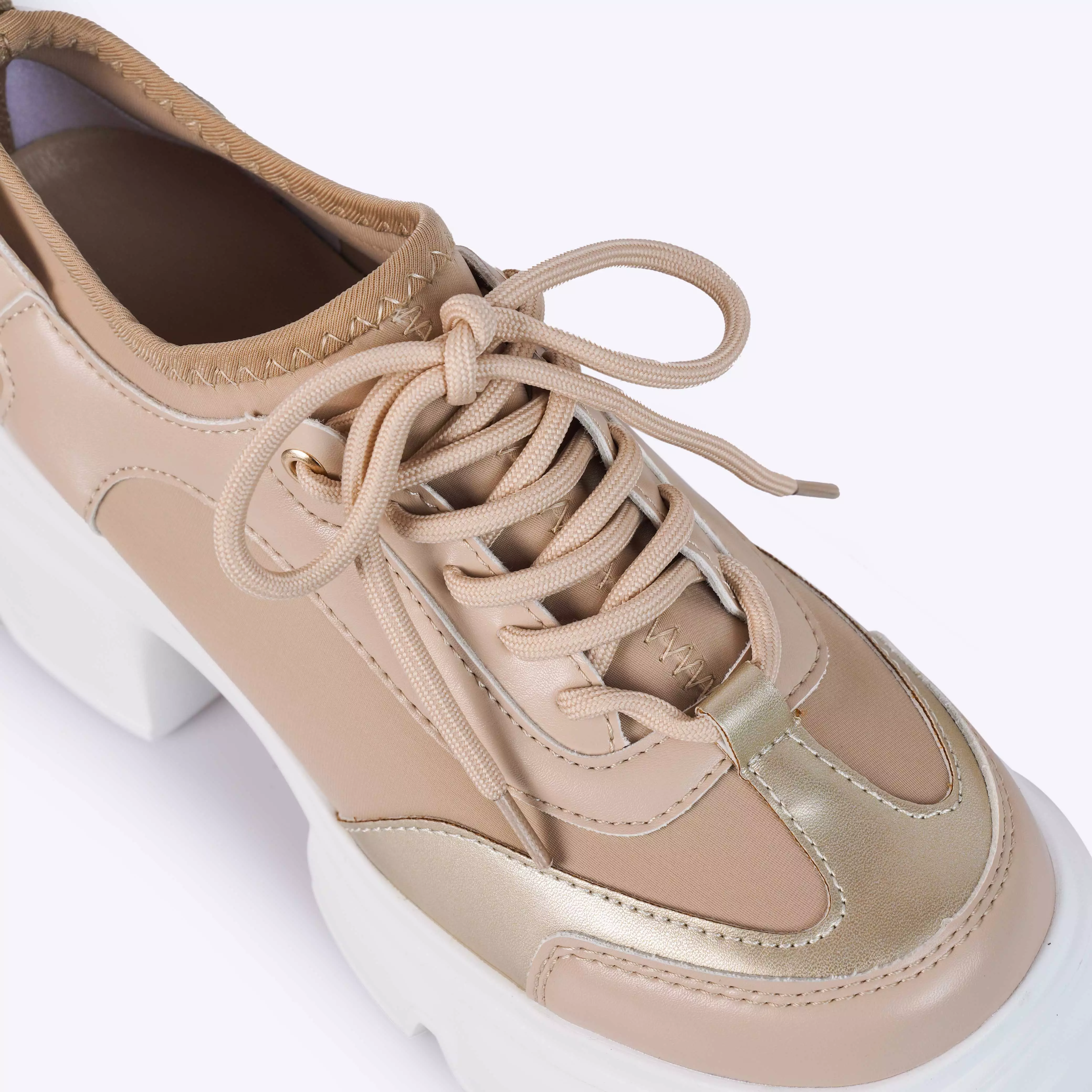 TRACCE ELARANY ALMOND