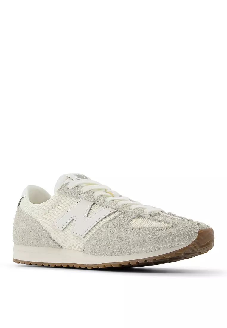 471 Classic Lifestyle Shoes