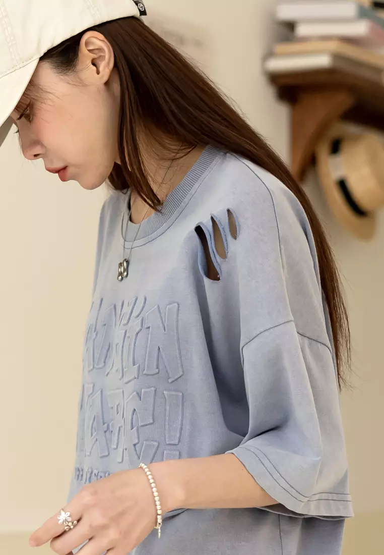 Washed Distressed Letter Embossed Short-Sleeved Top [AB21087]