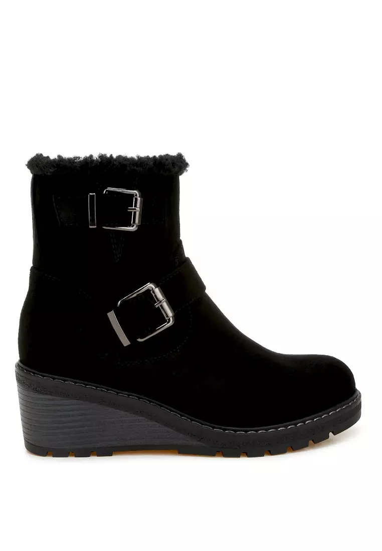 Discount on London Rag  shoes - SKU: Faux Fur Harness Boots in Black